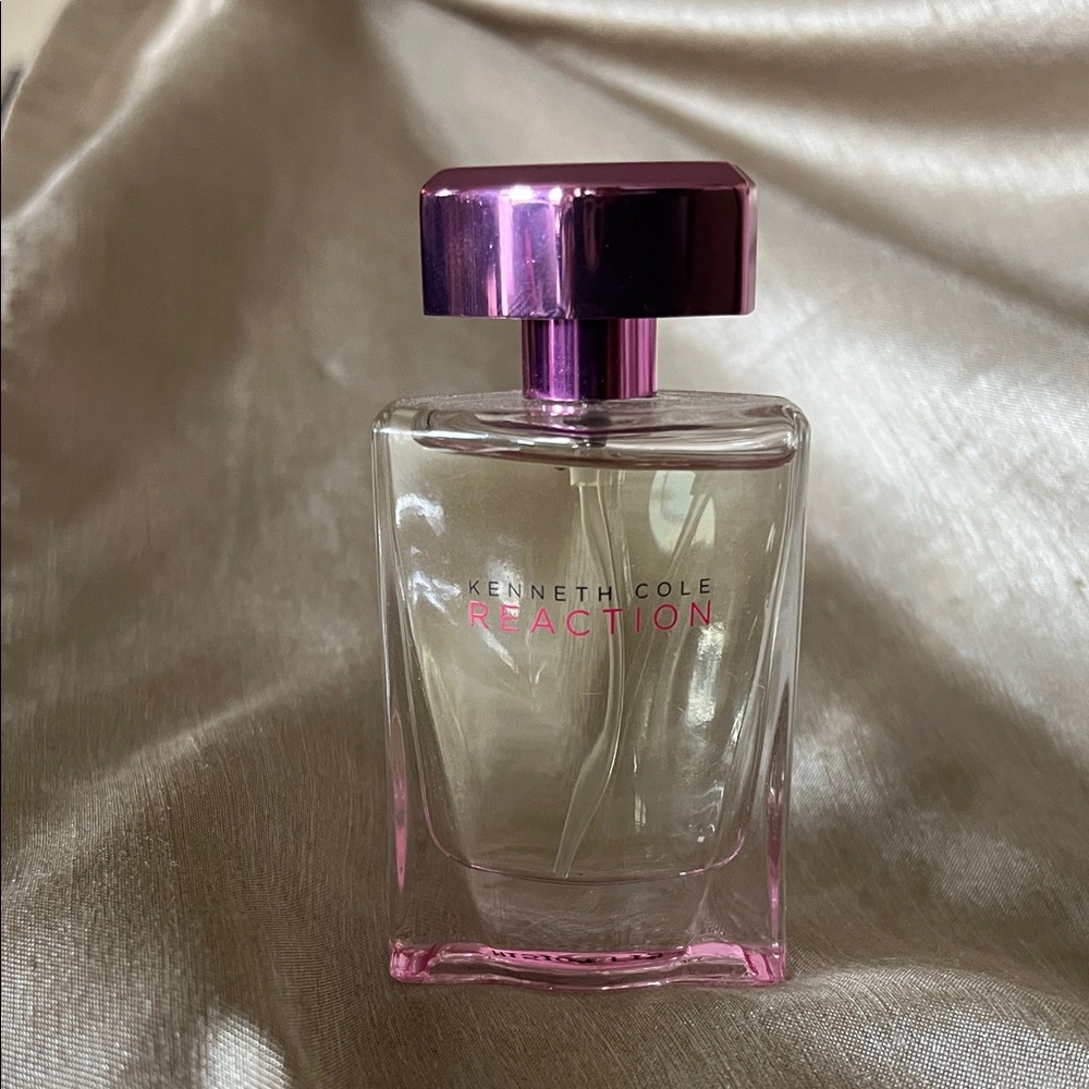Kenneth Cole reaction 1 oz parfum perfume